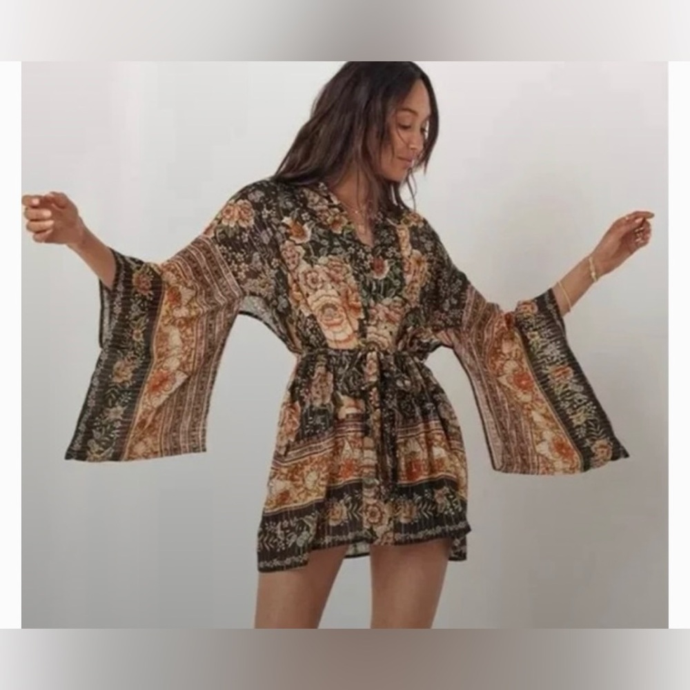 Spell Floral Kimono Robe in Black and Orange